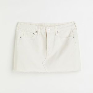 H&M - DENIM MINI SKIRT